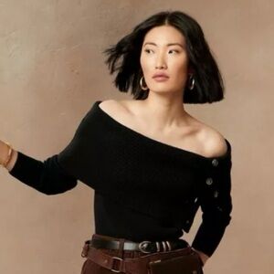 NWOT Banana Republic off-the-shoulder ribbed sweater with button detail.